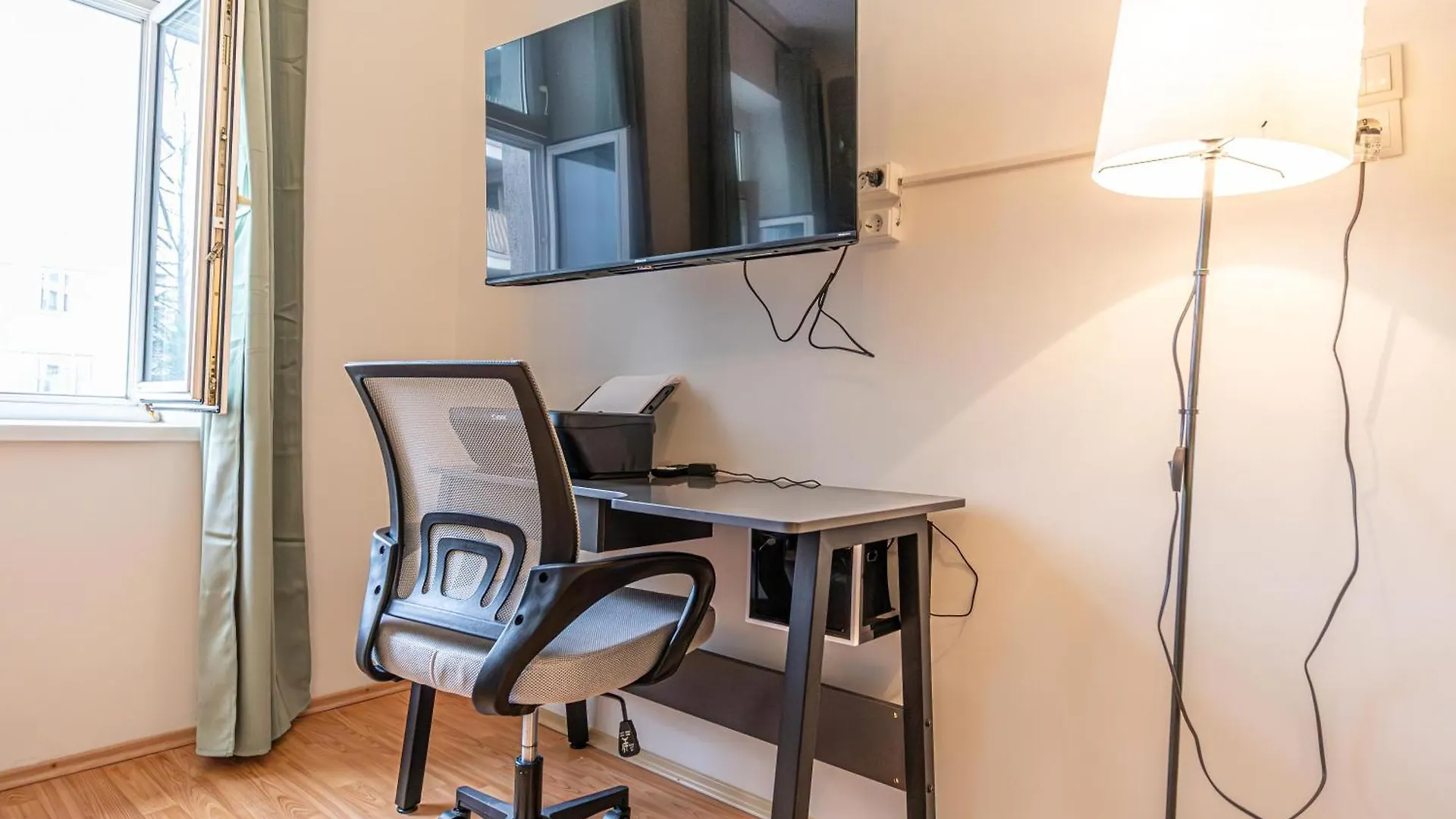 Enjoy The Danube And Prater Stern From Our 1Br Gem Apartment Vienna Austria