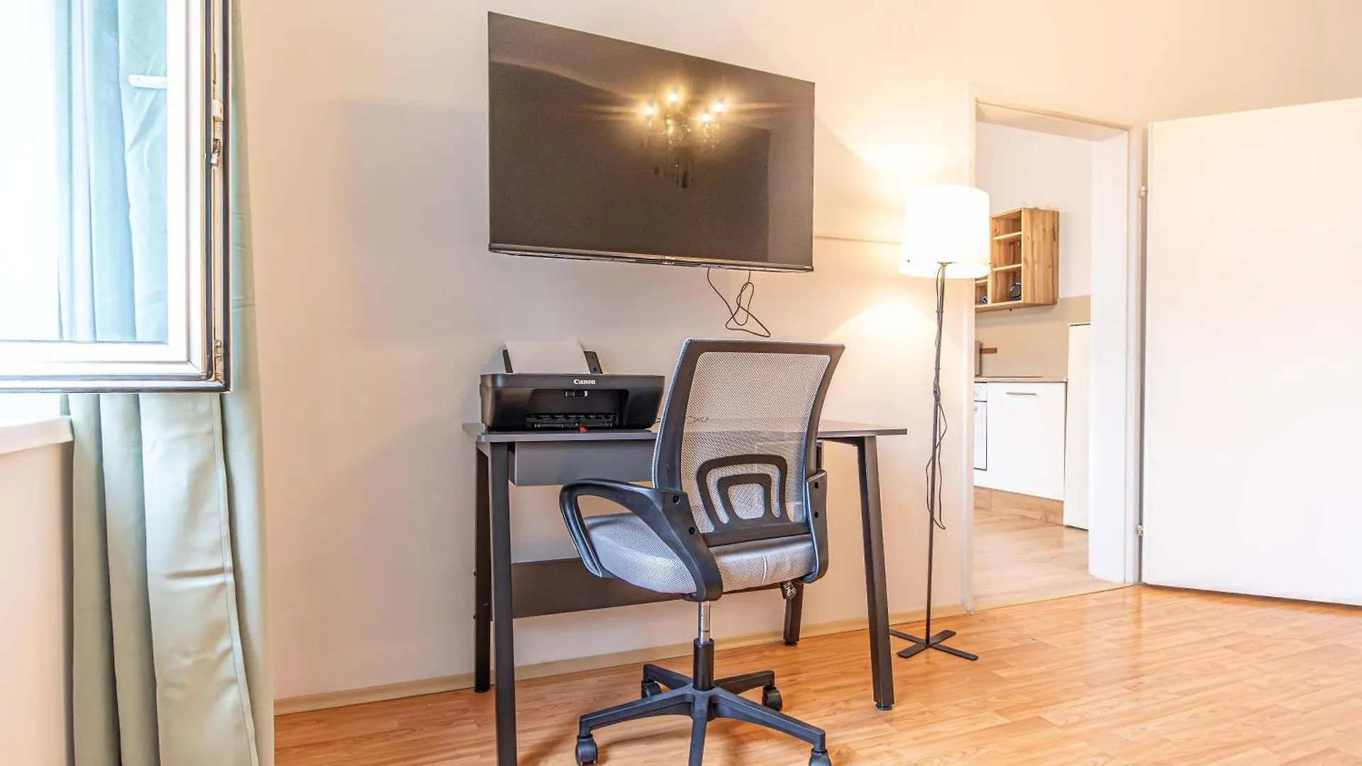 Enjoy The Danube And Prater Stern From Our 1Br Gem Apartment Vienna