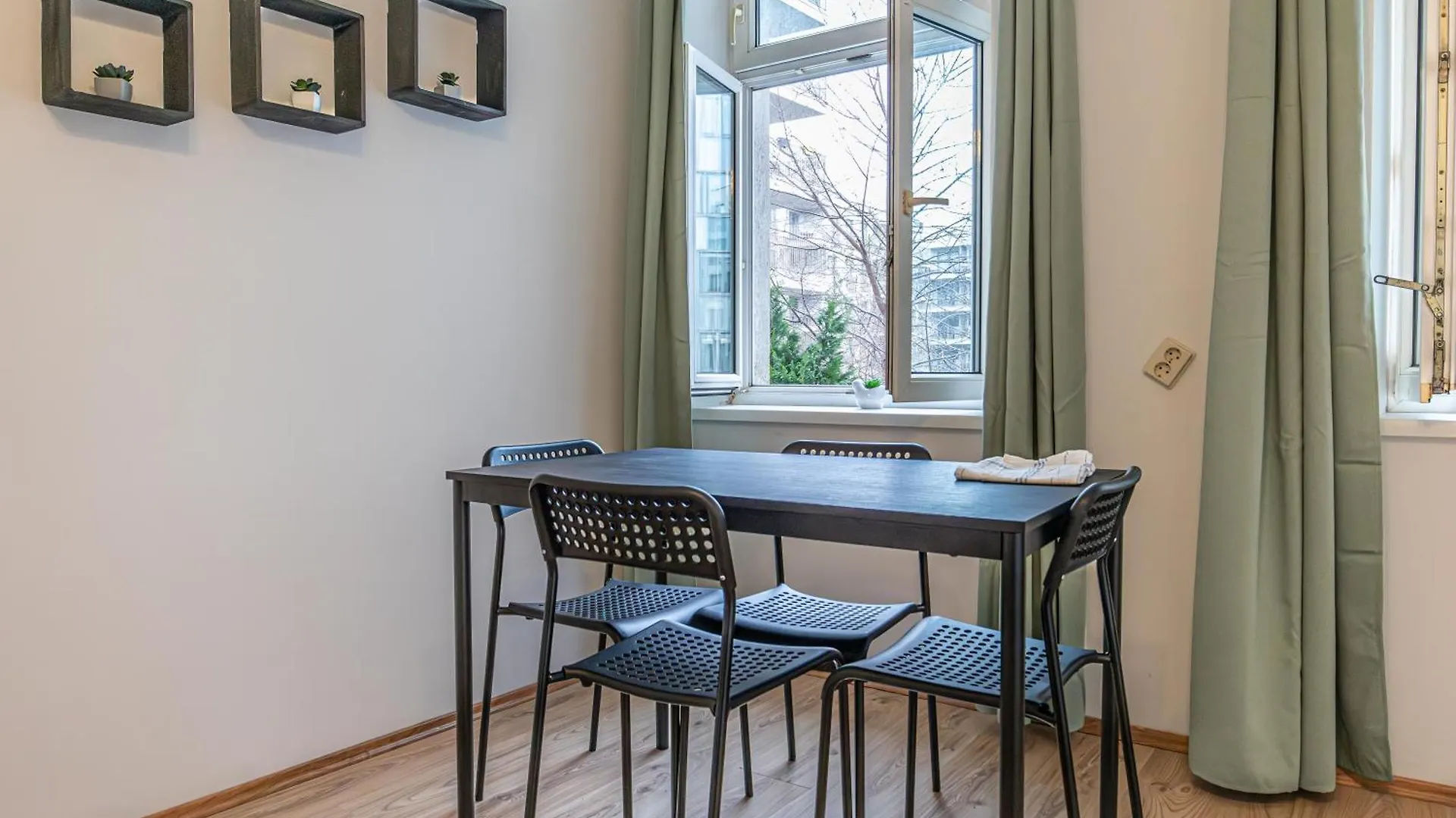 Enjoy The Danube And Prater Stern From Our 1Br Gem Apartment Vienna Austria
